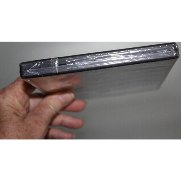 Brick Mansions (DVD, 2014) Action Paul Walker David Belle RZA Goûchy Boy NIP - Picture 3 of 3